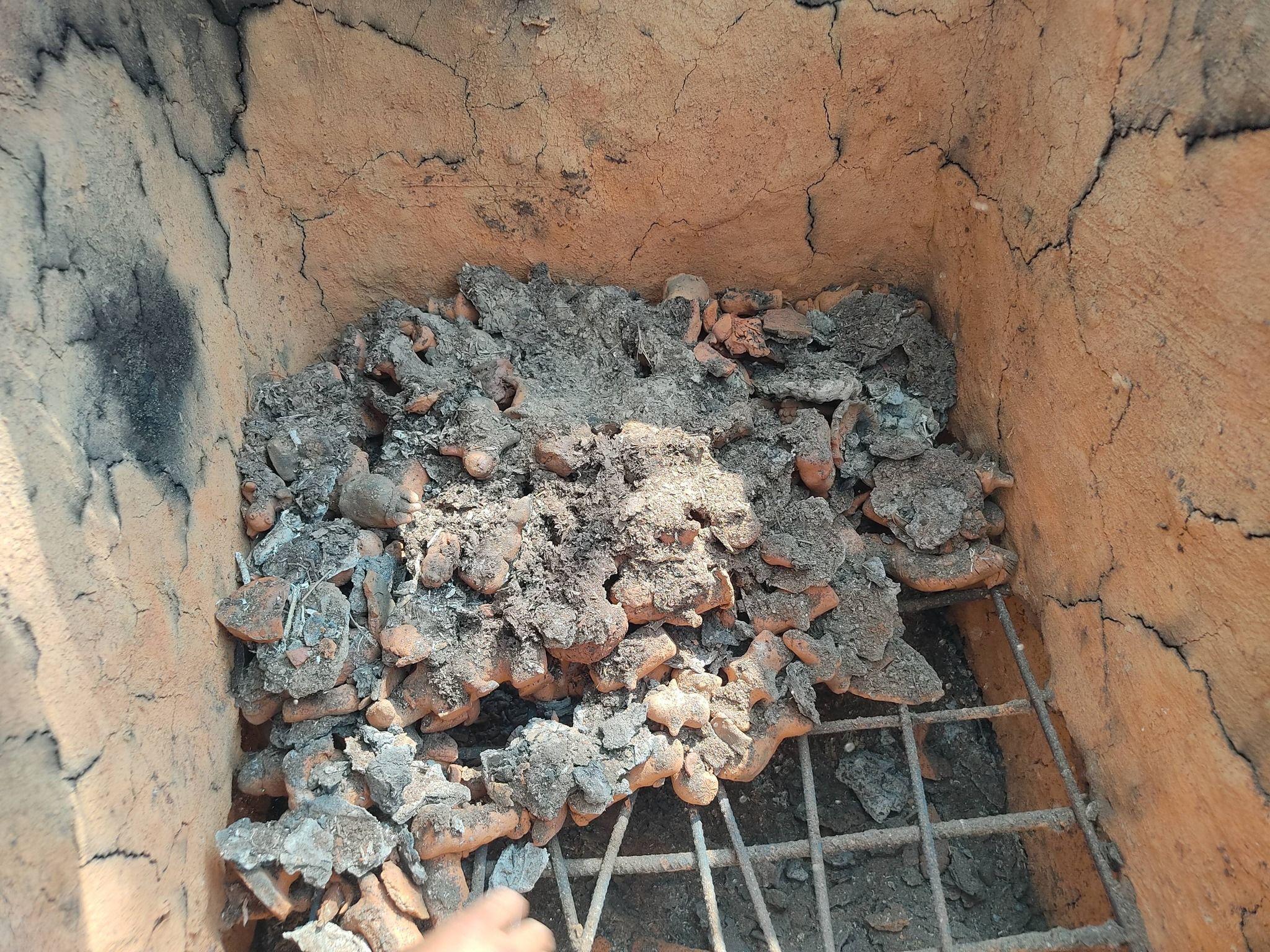 মাটির পুতুল নির্মান কর্মশালা